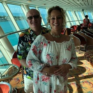 Meet your Posher, Samina